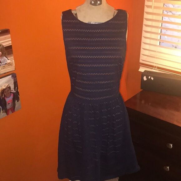 ✨Maison Jules Navy Sleeveless dress - Picture 1 of 6